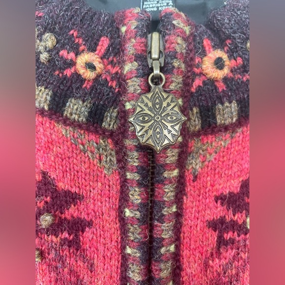 Icelandic Design 100% Wool Women’s Cardigan Sweater, Floral, Full Zip; Size M - Picture 5 of 6